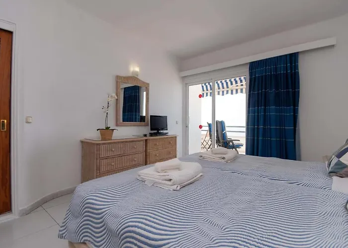 Club Atlantis 89 - Two Bed *