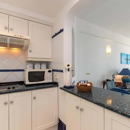 Club Atlantis 89 - Two Bed Apartment