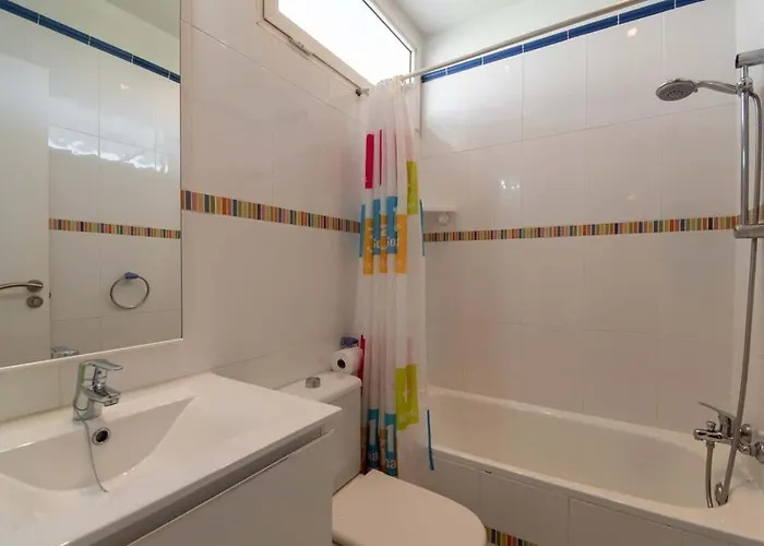 Club Atlantis 89 - Two Bed