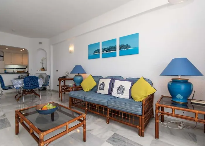 Club Atlantis 89 - Two Bed * Адехе